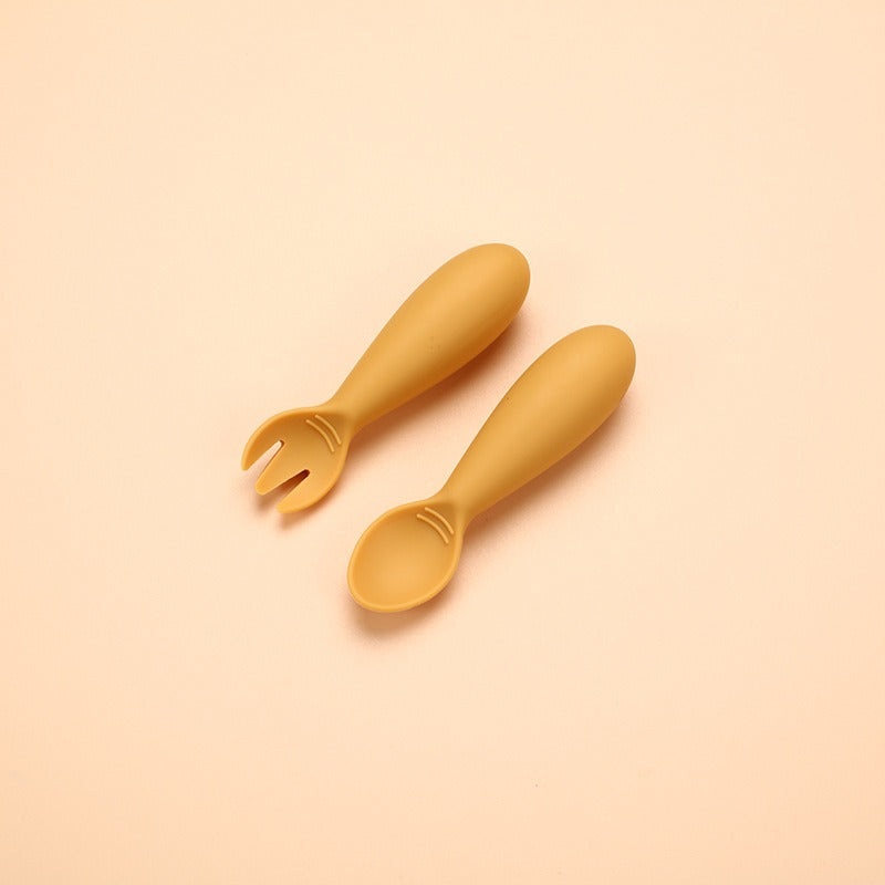 Hot selling silicone baby soft spoon, food grade children's complementary food, eating fat fork spoon - V.I.P Digital Presence