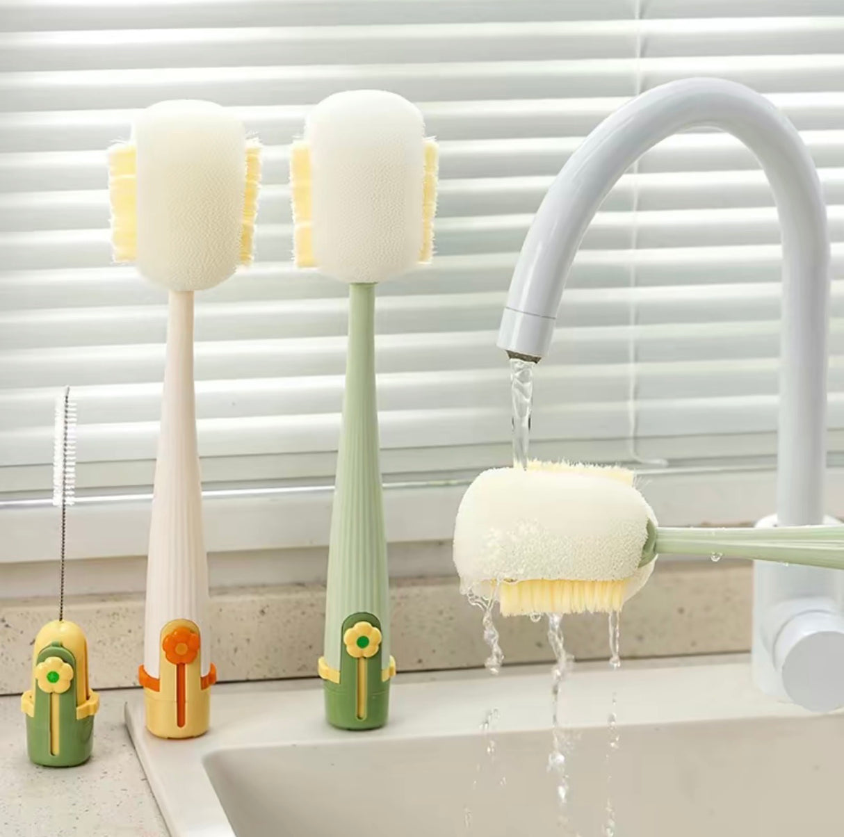 CleanMate 5-in-1 Brush