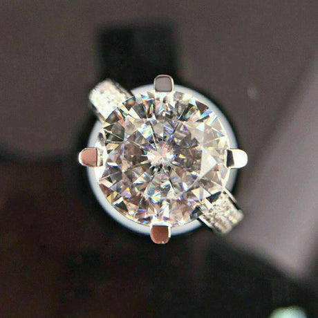 Korean version of light luxury fashion four claw flower bud simulation diamond ring engagement and proposal ring - V.I.P Digital Presence