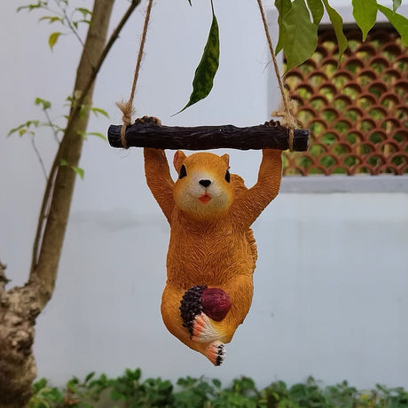 Garden courtyard outdoor decoration squirrel resin pendant - V.I.P Digital Presence