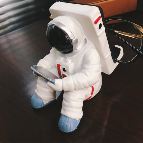 Creative Astronaut Desktop Universal Mobile Phone Stand Holder Mount Bracket Home Decor Home Accessories Office Desk Accessories - V.I.P Digital Presence