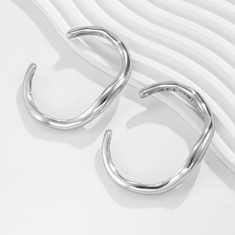 Ins style folding circular versatile bracelet, wide surface smooth irregular alloy bracelet - V.I.P Digital Presence