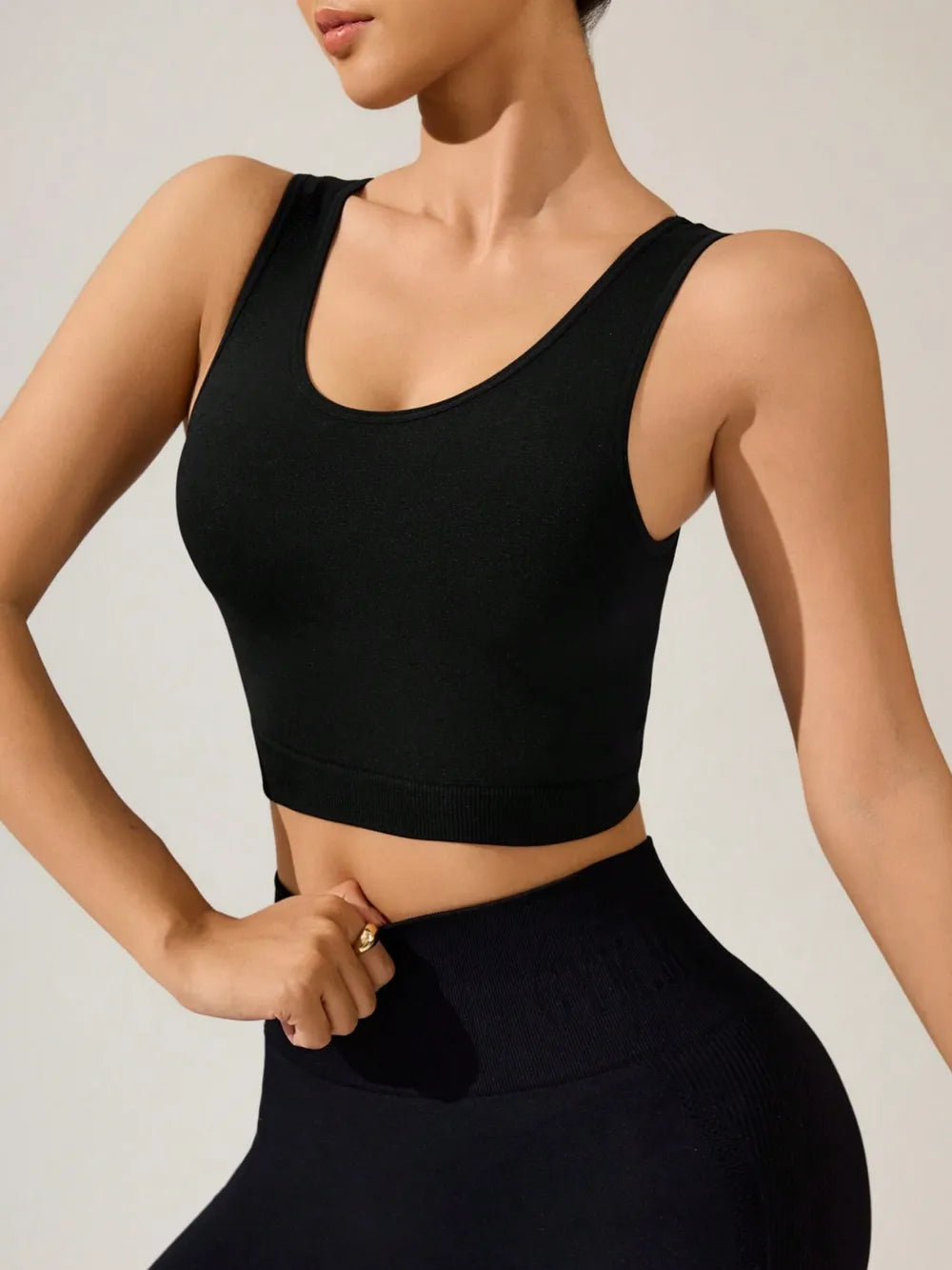 Crisscross Cropped Active Tank - V.I.P Digital Presence