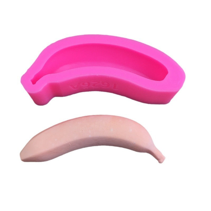 A 3D banana mousse cake with jelly pudding baked and decorated using silicone molds - V.I.P Digital Presence