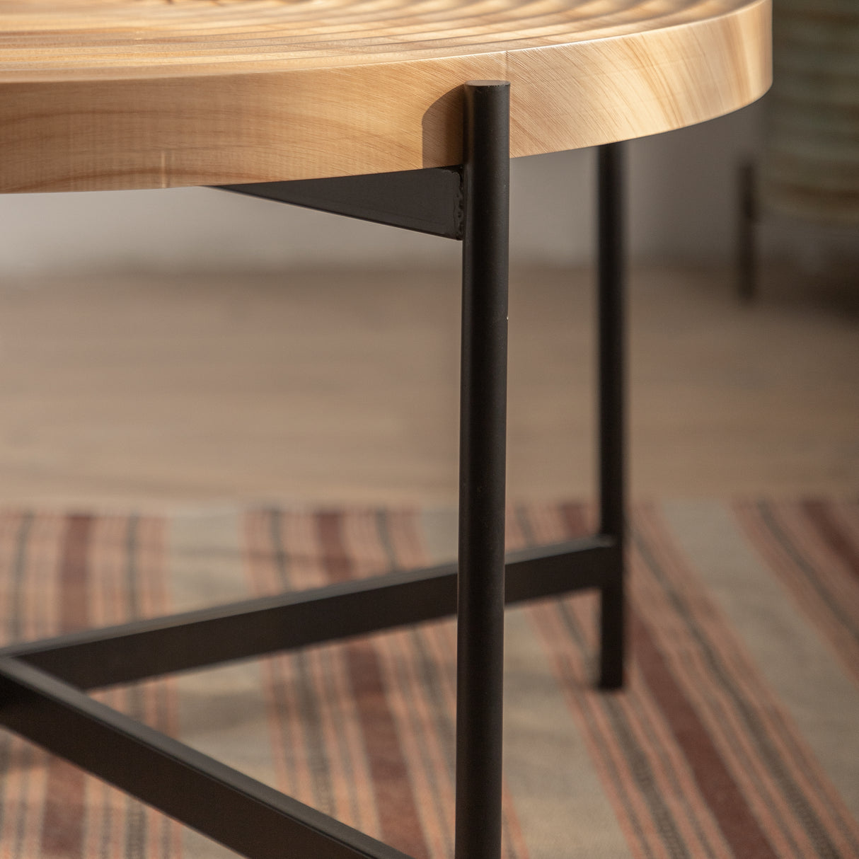 33"Modern Thread Design Round Coffee Table MDF Table Top with Cross Legs Metal Base