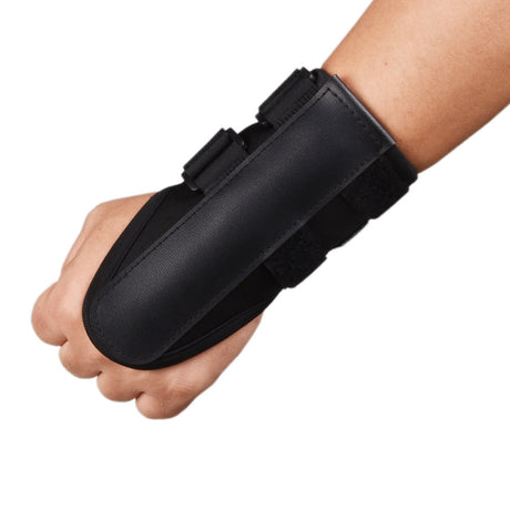 Golf swing wrist protector fixator for beginners' practice supplies to prevent wrist flipping and correct straps during swing - V.I.P Digital Presence