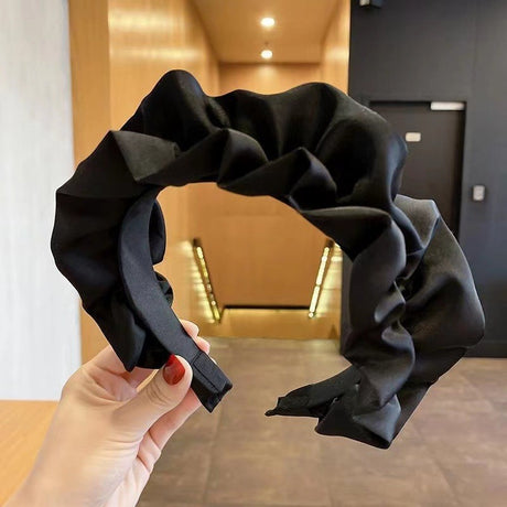 Women's wide brimmed hair accessories with high cranial crest and large intestine folds and hair bands - V.I.P Digital Presence