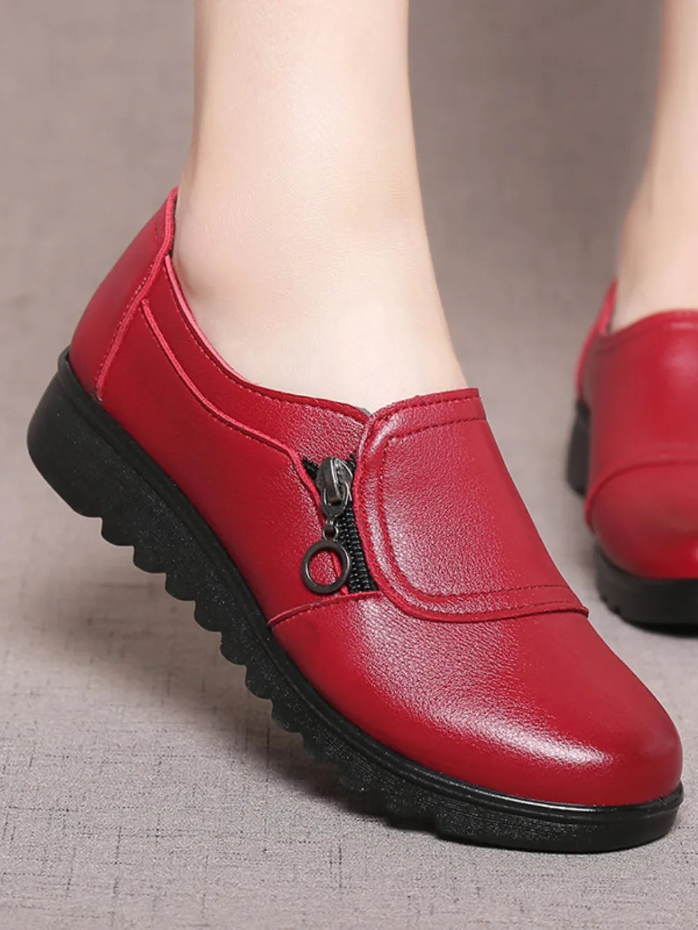 Spring and Autumn New Women's Leather Shoes Grandma Shoes Elderly Shoes - V.I.P Digital Presence